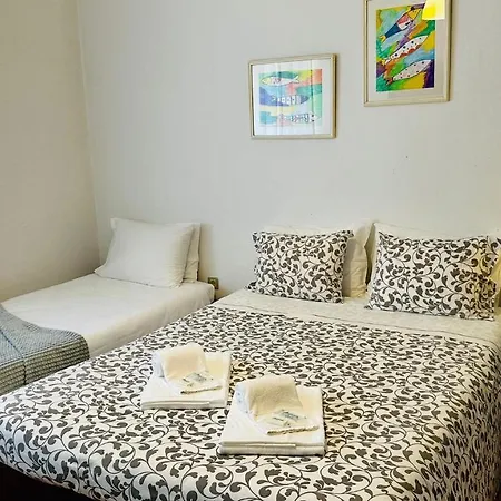 Hotel Up Royal Barra / *